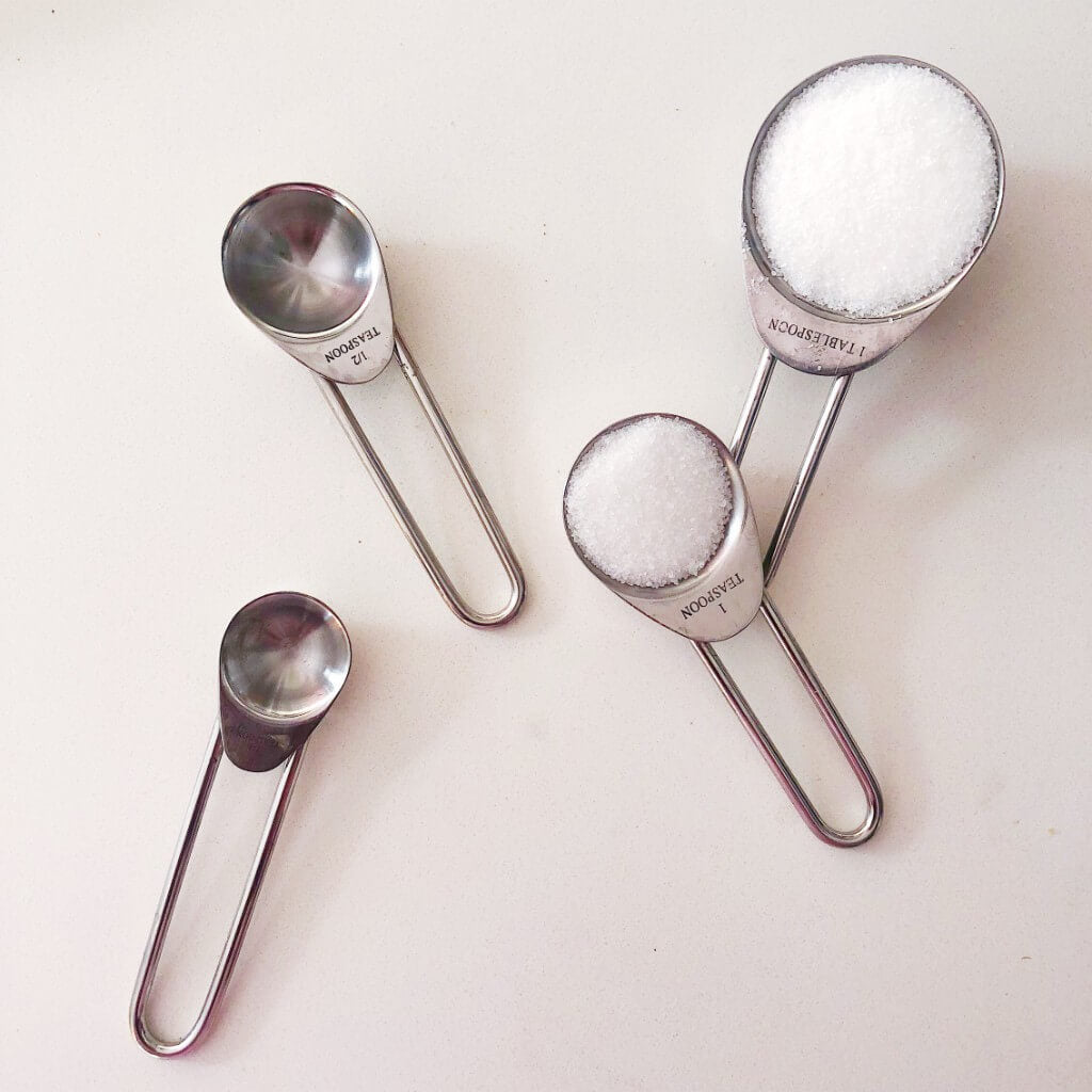 A Comprehensive Guide to Baking Powder and Baking Soda in Cake Making