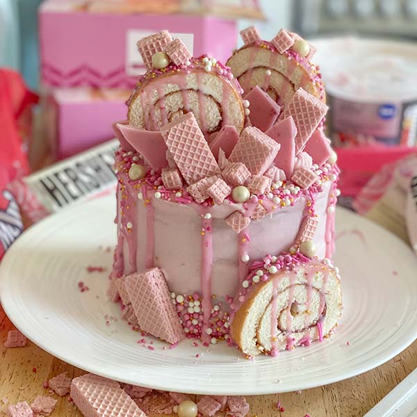 Fake Bake Recipe Tesco Strawberries & Cream Cake - feature image