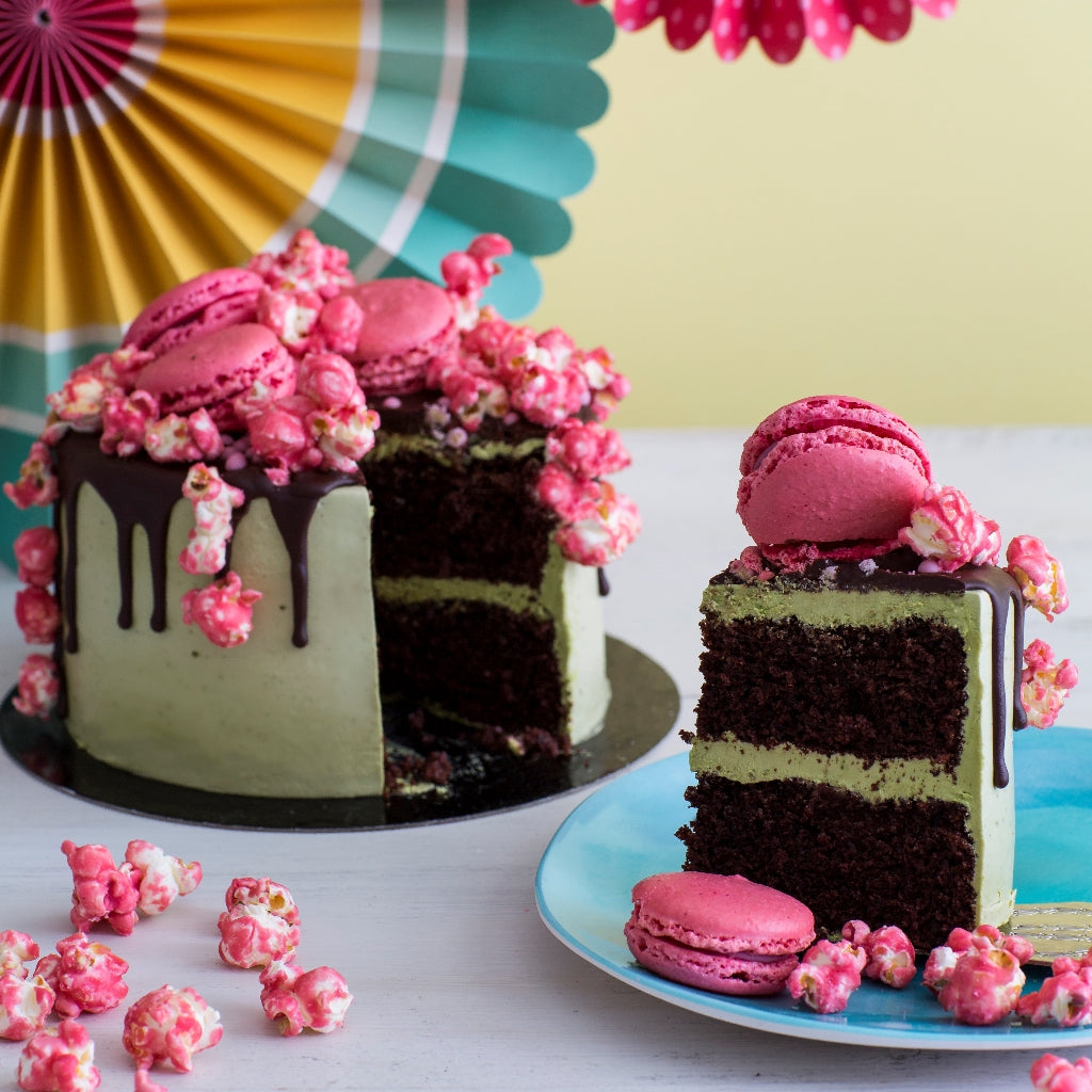 How to put an edible image on a Cake? - Bake Fresh