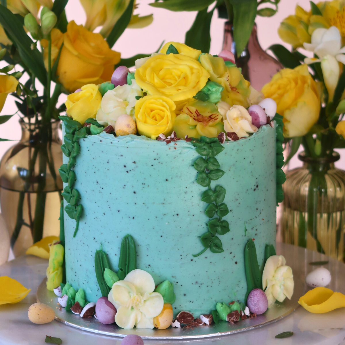 Spring Color Cake Beautiful Yellow Spring Flowers Cake with Bunches