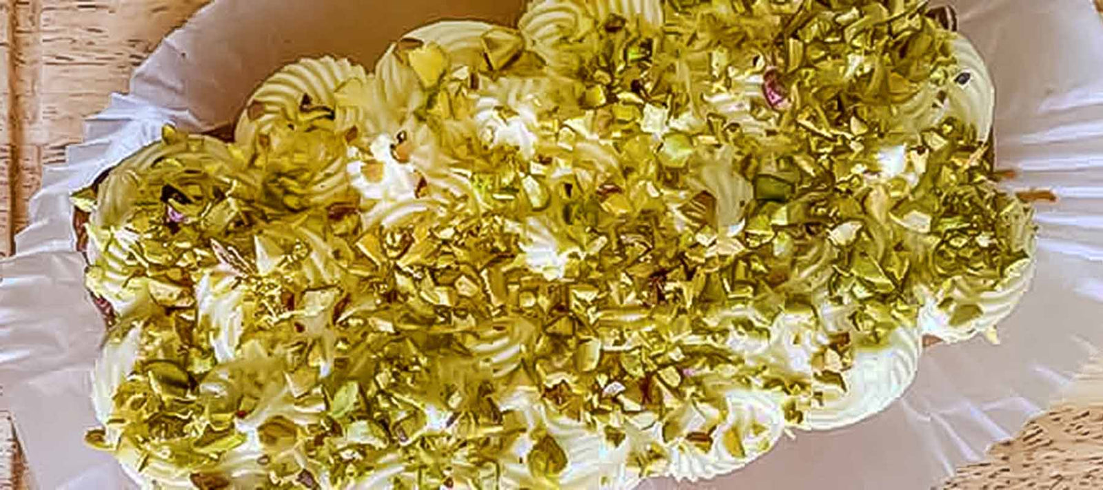 Pistachio Cakes