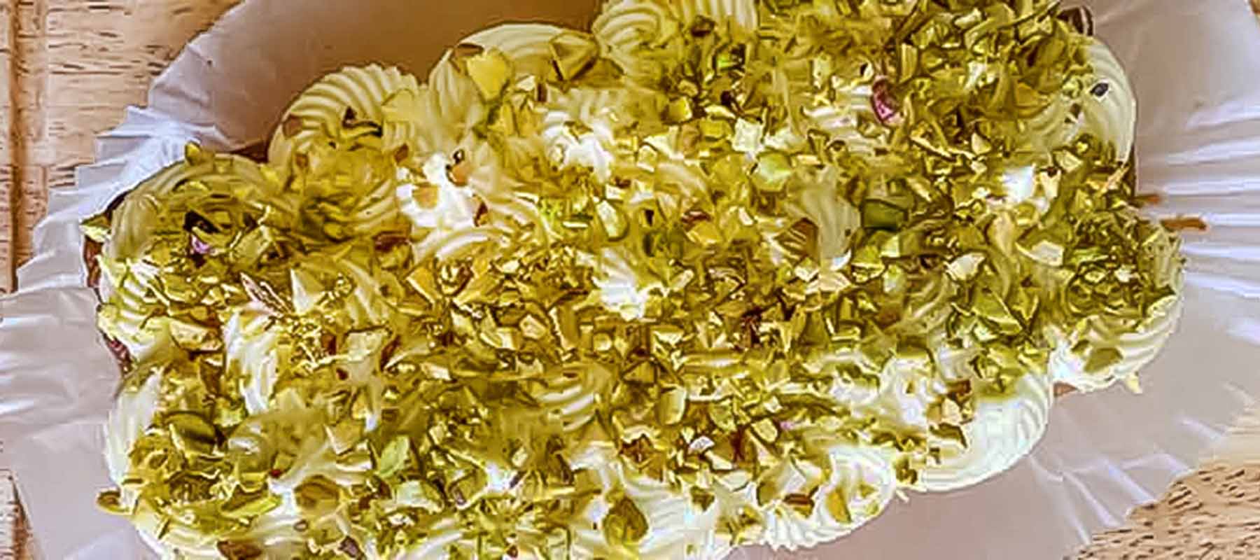 Pistachio Cakes