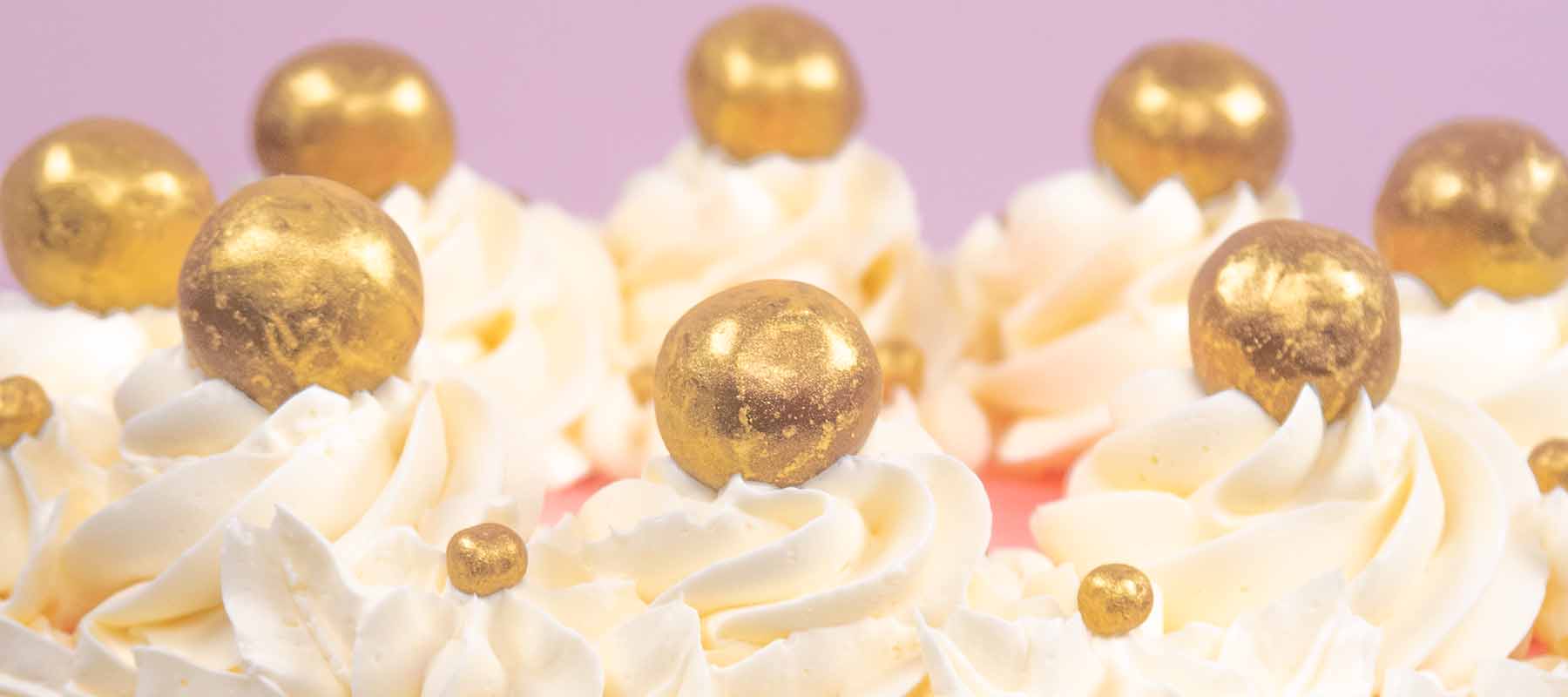 Vintage/Retro Cakes