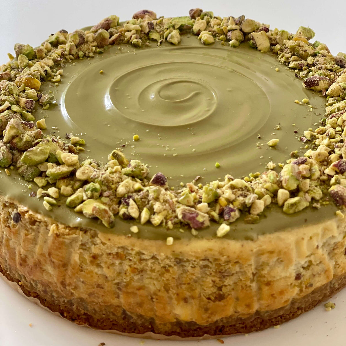 Baked pistachio cheesecake recipe with pistachio topping