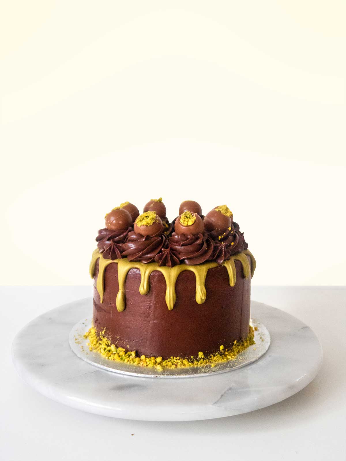 Chocolate Pistachio Truffle Cake to Buy London Surrey