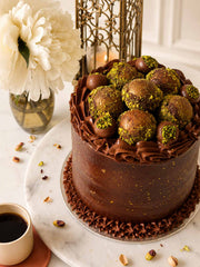 Dubai Chocolate Cake Delivered in London (M25).