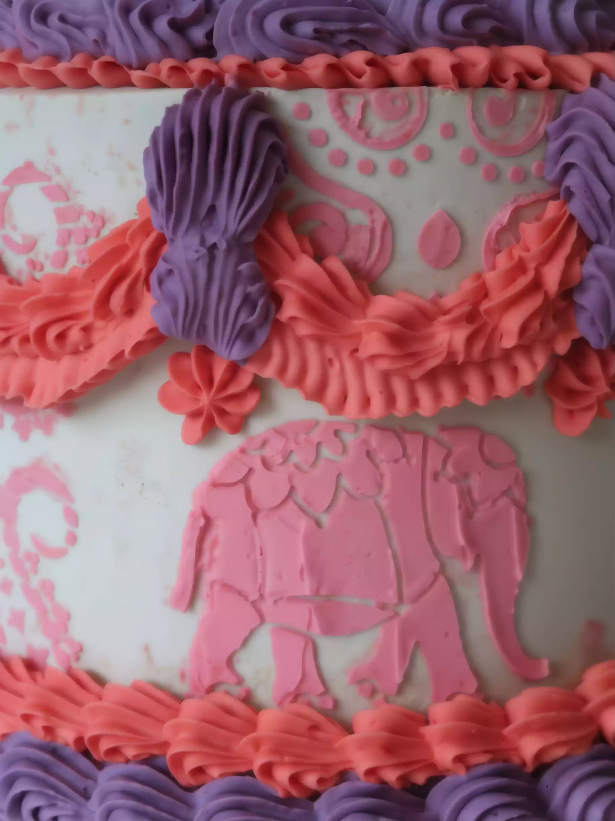 Elephant made with Buttercream