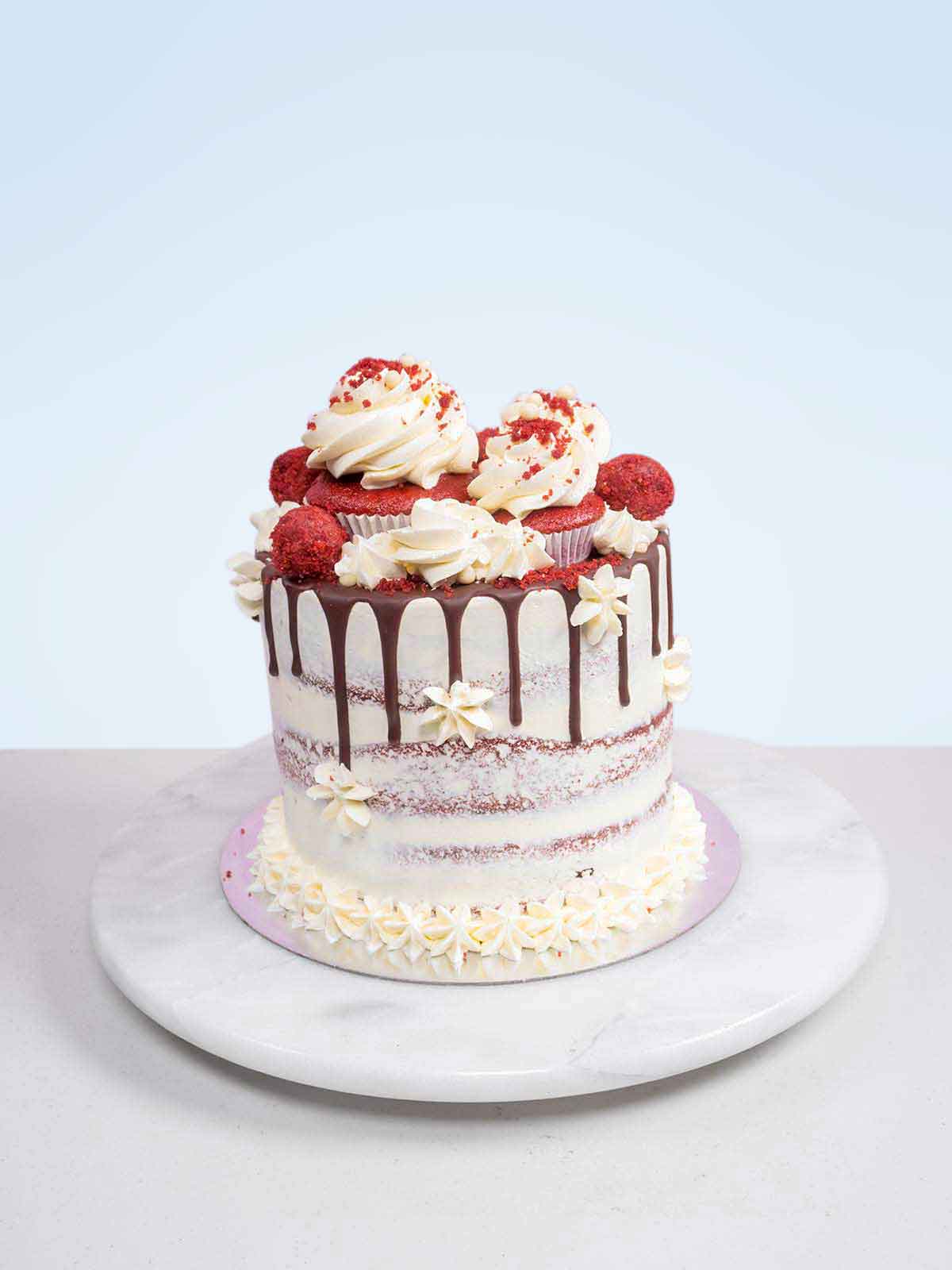 Bakerdays  Personalised 18th Birthday Cakes  Number Cakes  bakerdays