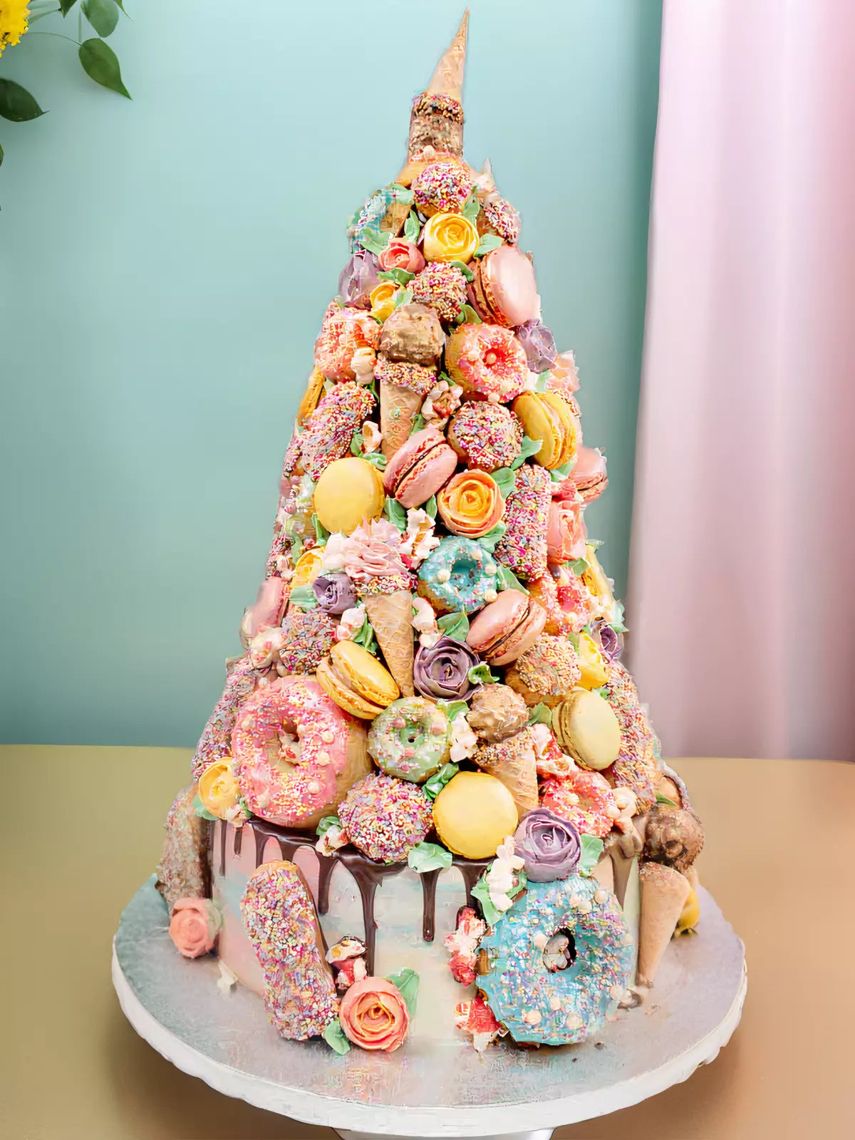 Luxury Garden Wedding Cake