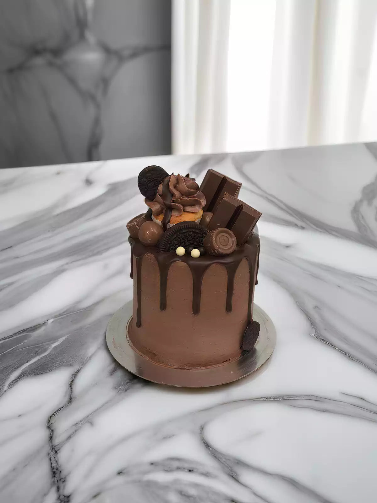 Mini Chocoholic Cake - London and Surrey
