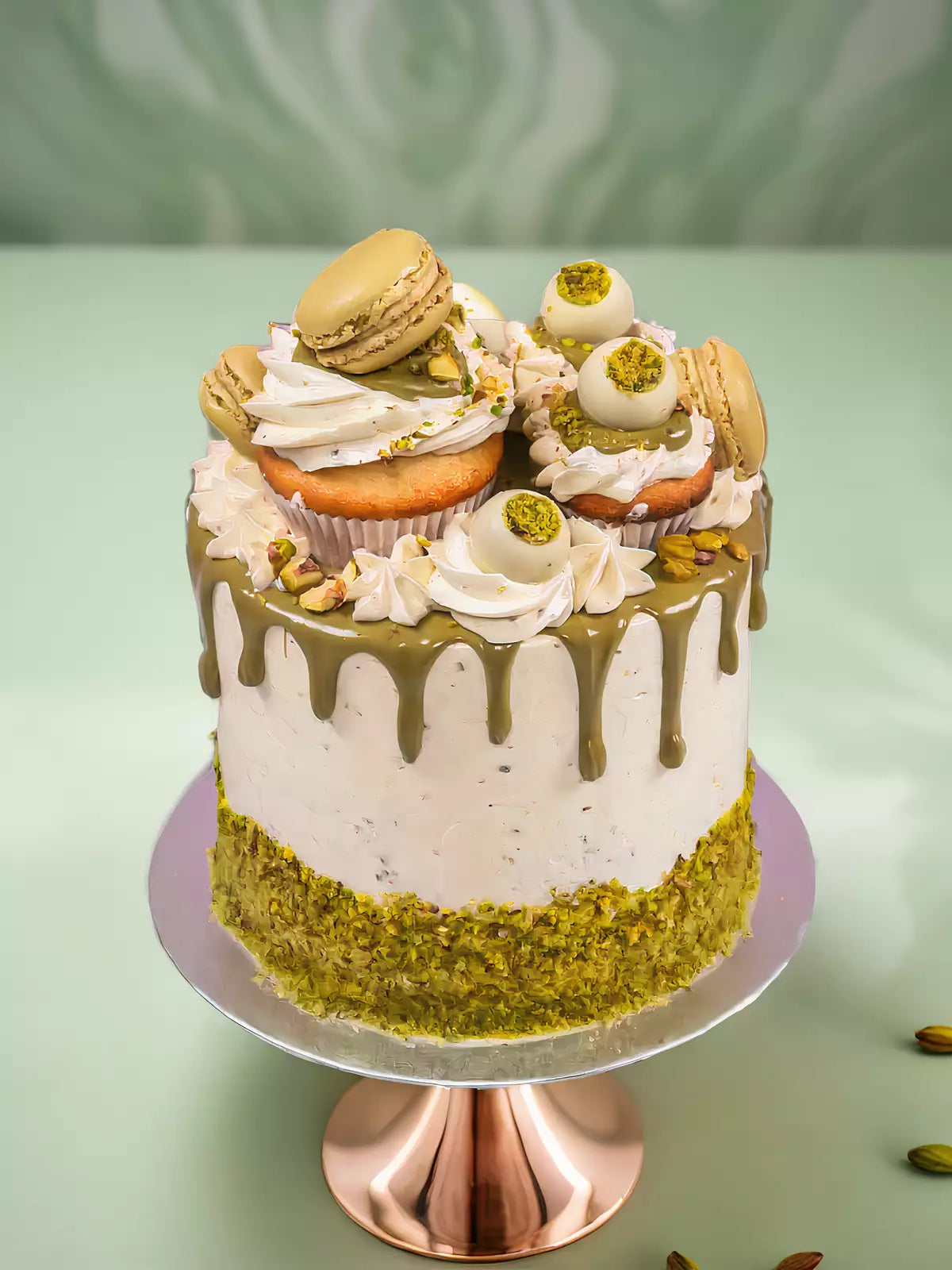 Pistachio Deluxe Cake Delivered