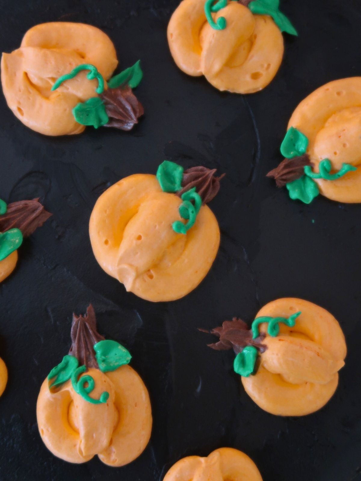 Pumpkin Halloween Chocolate Cake Pattern Design