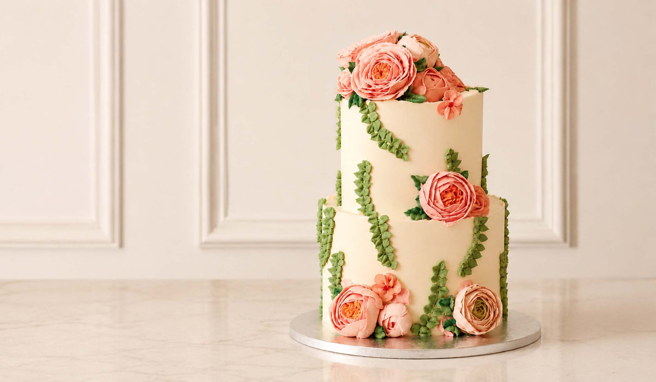 Bespoke floral cake created for a private Anges de Sucre commission