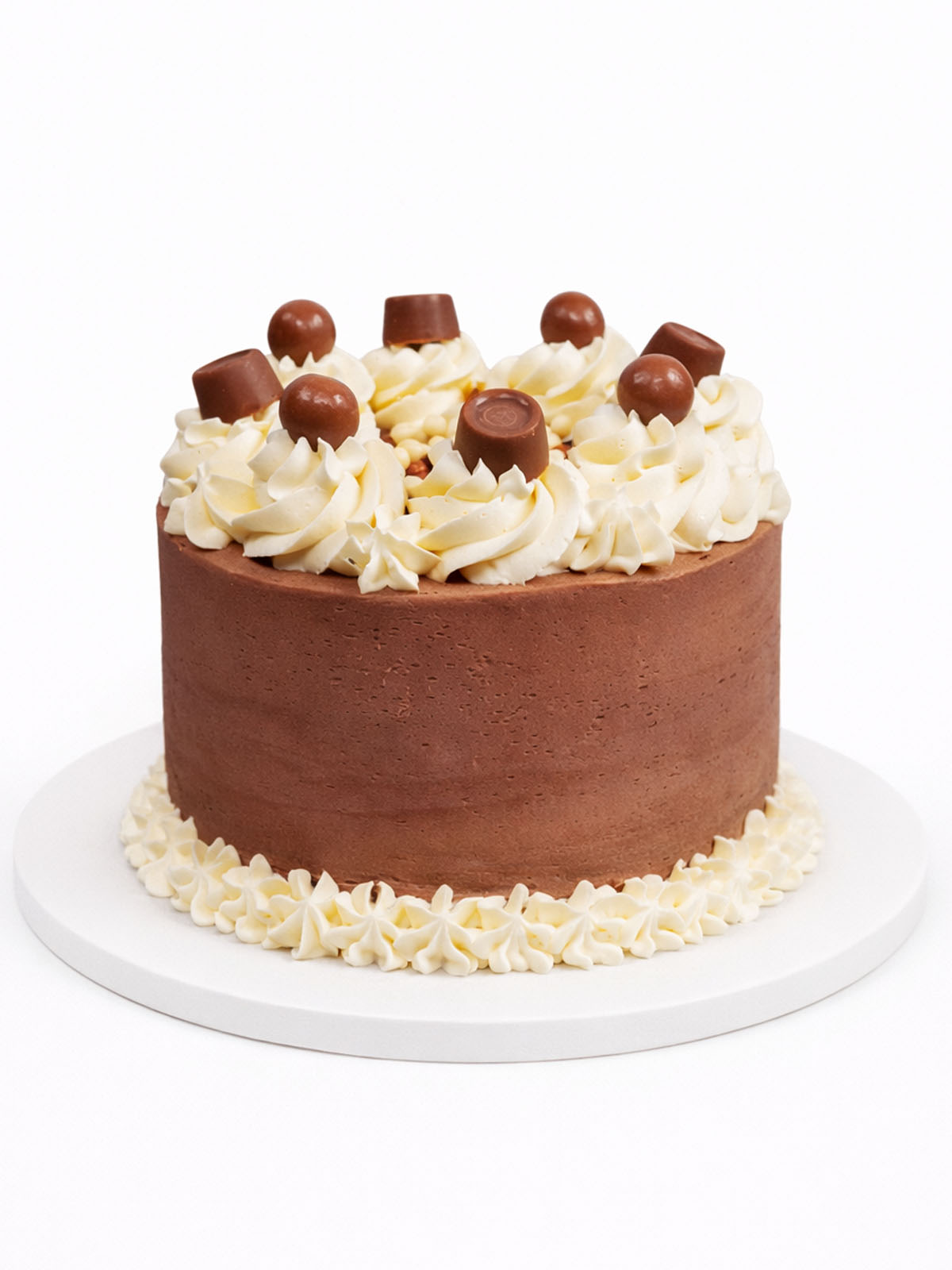 Chocolate devil’s food birthday cake with dark chocolate sponge and buttercream, delivered in London