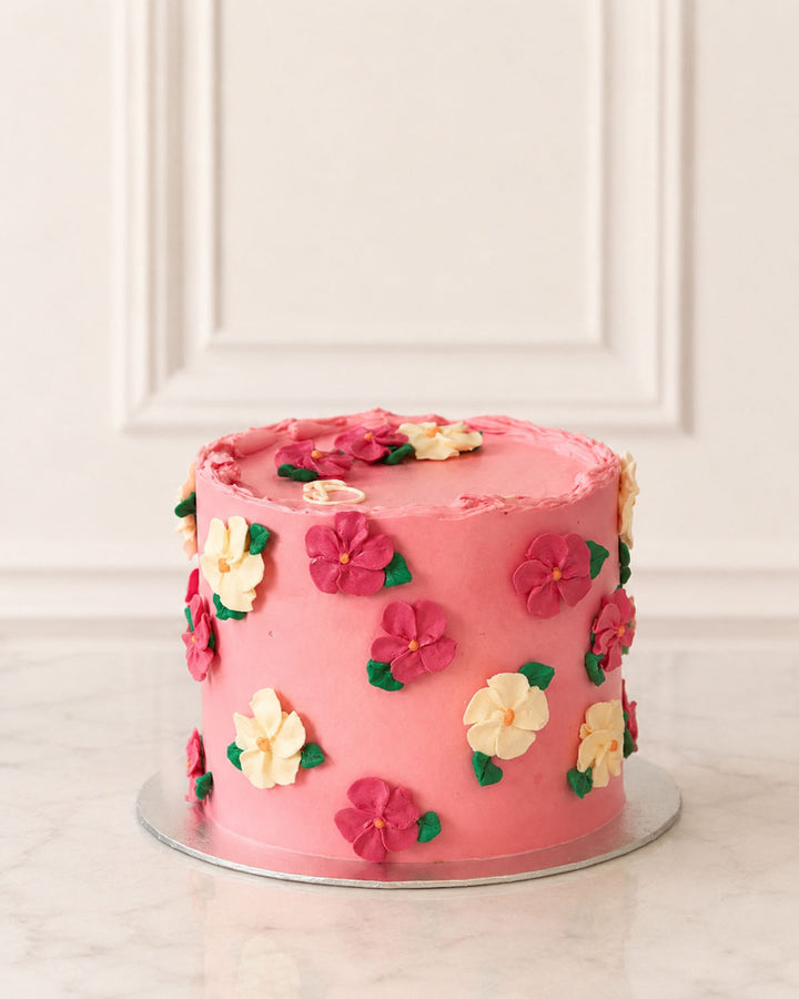 Elegant bespoke birthday cake