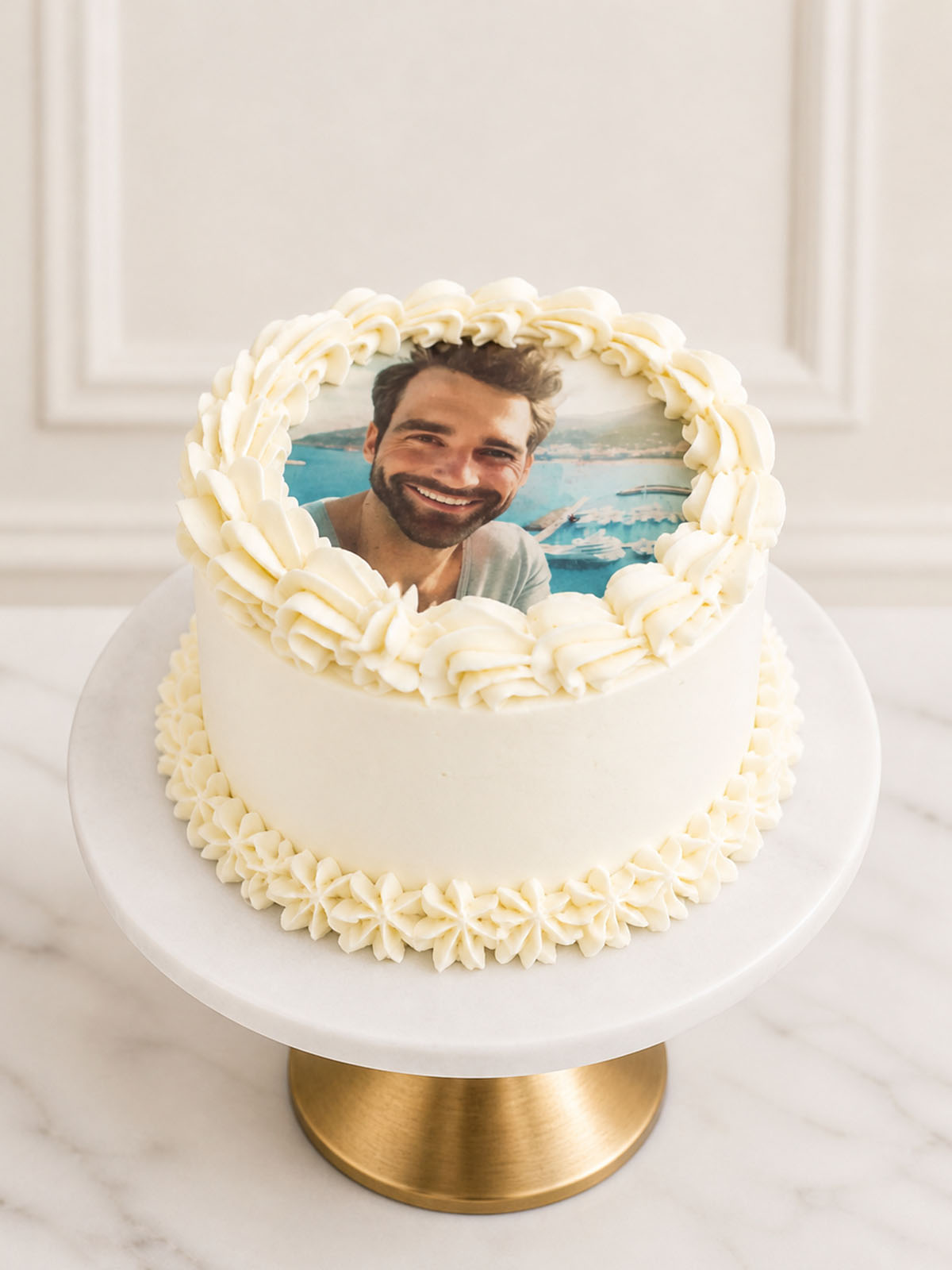 A theatrical burn-away reveal cake for divorce parties and fresh starts, featuring an edible image that burns to reveal a hidden custom message. Hand-delivered in London and Surrey with a variety of gourmet sponge flavours.