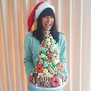 Christmas Croquembouche Cake 4